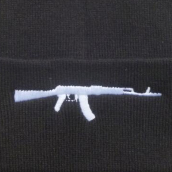 Unisex “Uzi” Skully. - Picture 2 of 2